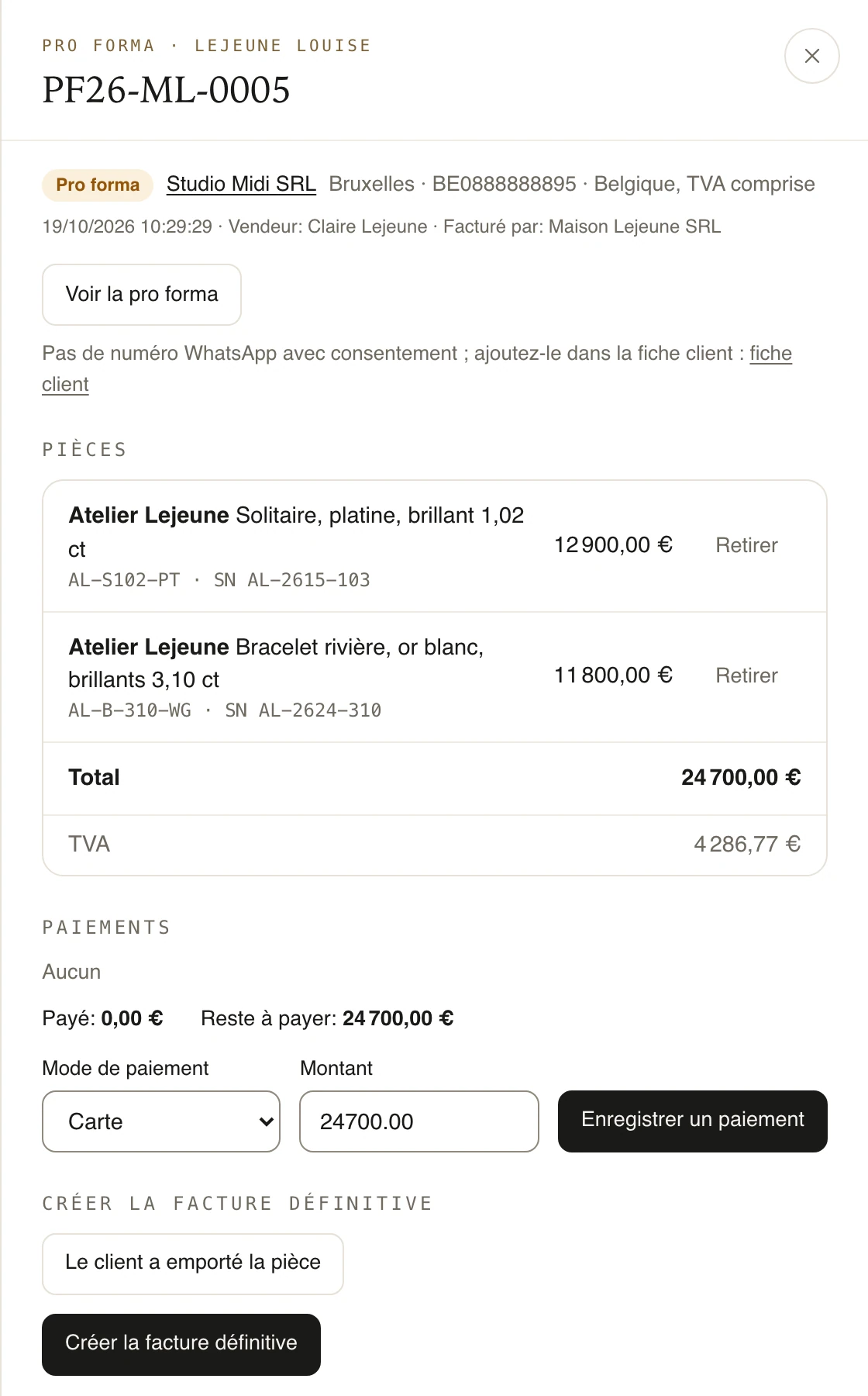 Un pro forma avec deux pièces, le régime de TVA et le solde à payer.